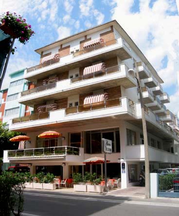 Facciata Ischia